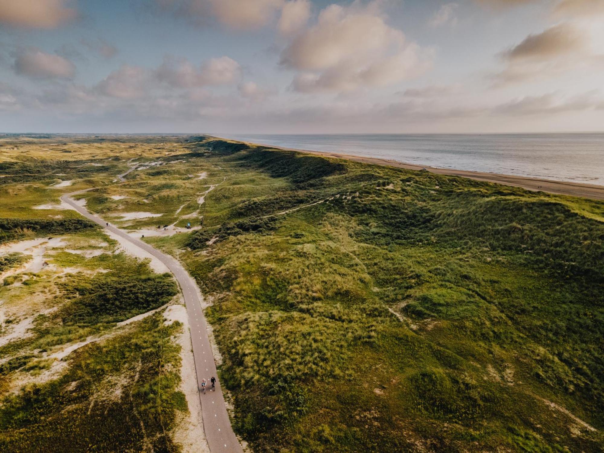'T Schelpje With Free Parking Apartment Zandvoort Bagian luar foto